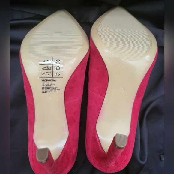 NWOT H&M Red Suede High Heels - Picture 12 of 16